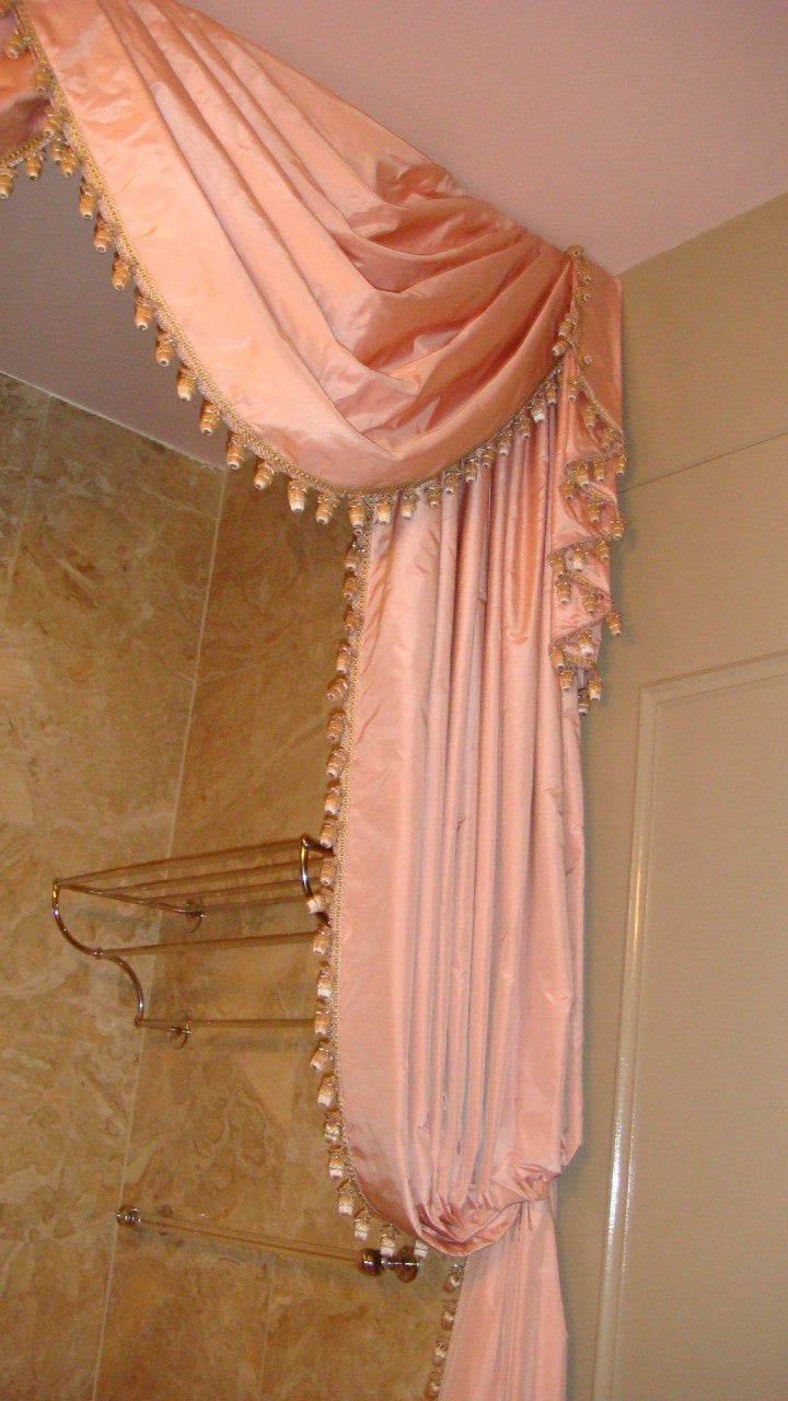 Swags & Tails - Luxury Shower Ideas