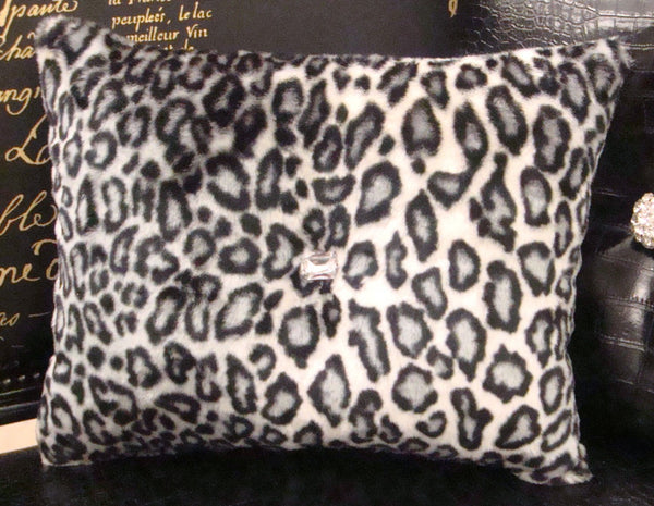 Snow Leopard Bling Throw Pillow, Black & White 15 x 12